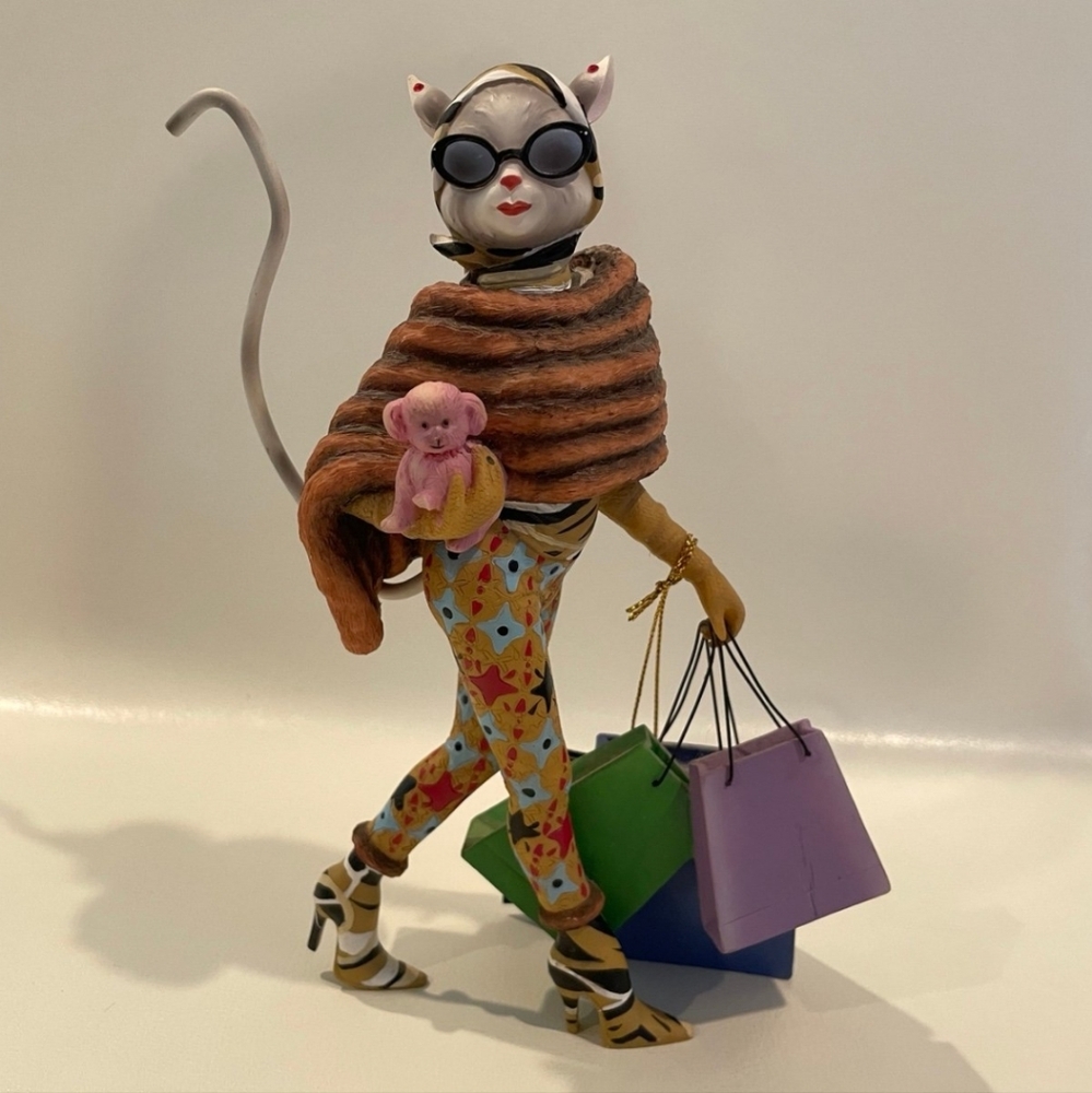 Margaret Le Van's Alley Cat "Kitty O. Rich and Idle"